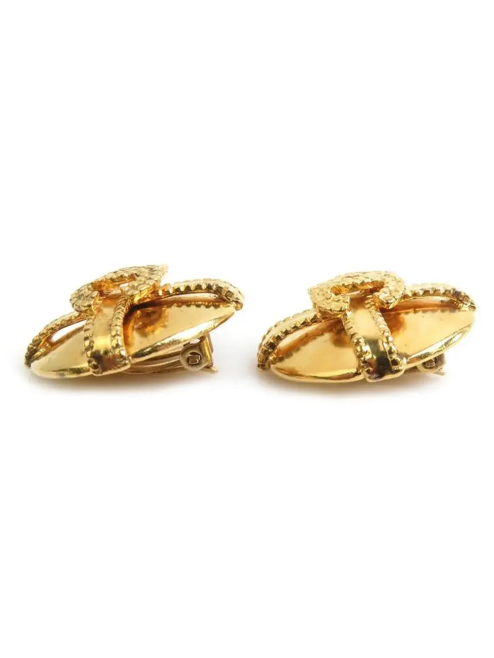 Auth Chanel Vintage Cc Logo Clip On #303118C38B